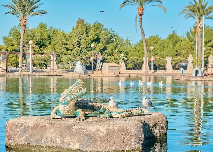 Calle Dinamarca 3 , Beautiful One Bedroom Appartment, Recently Renovated, 1 Min From Locos