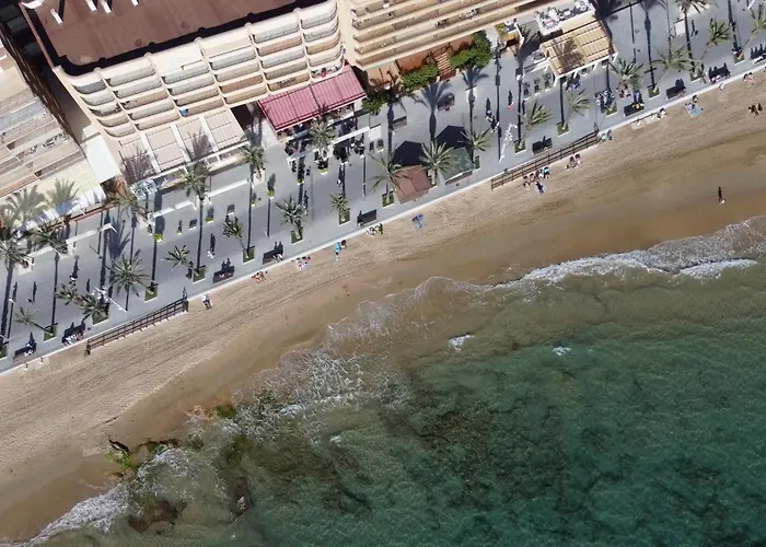 Apartment Calle Dinamarca 3 , Beautiful One Bedroom Appartment, Recently Renovated, 1 Min From Locos Torrevieja