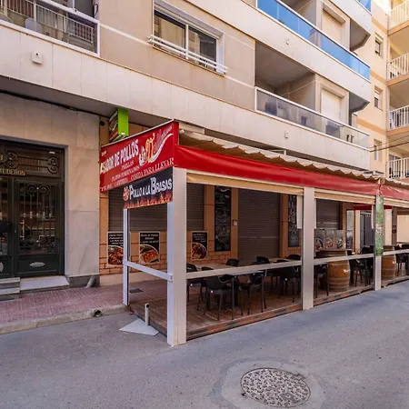 شقة Calle Dinamarca 3 , Beautiful One Bedroom Appartment, Recently Renovated, 1 Min From Locos